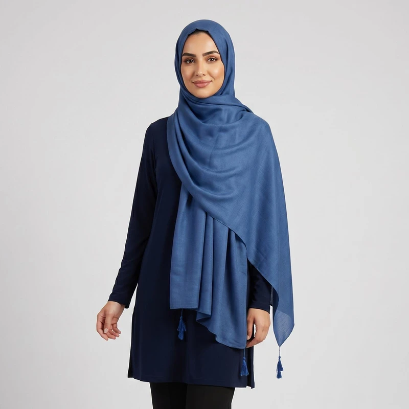 شال زنانه آنالیا مدل نخی ساده منگوله دار کد a-9610