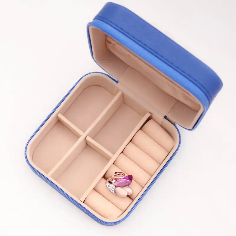 جعبه جواهرات مدل کوچک مربعی چرمی