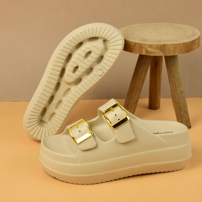 عکس شماره 19 : دمپایی زنانه پاپا مدل نقره کد 1662-cr