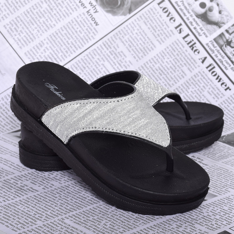 دمپایی لاانگشتی زنانه نیکتا مدل SLV.2361