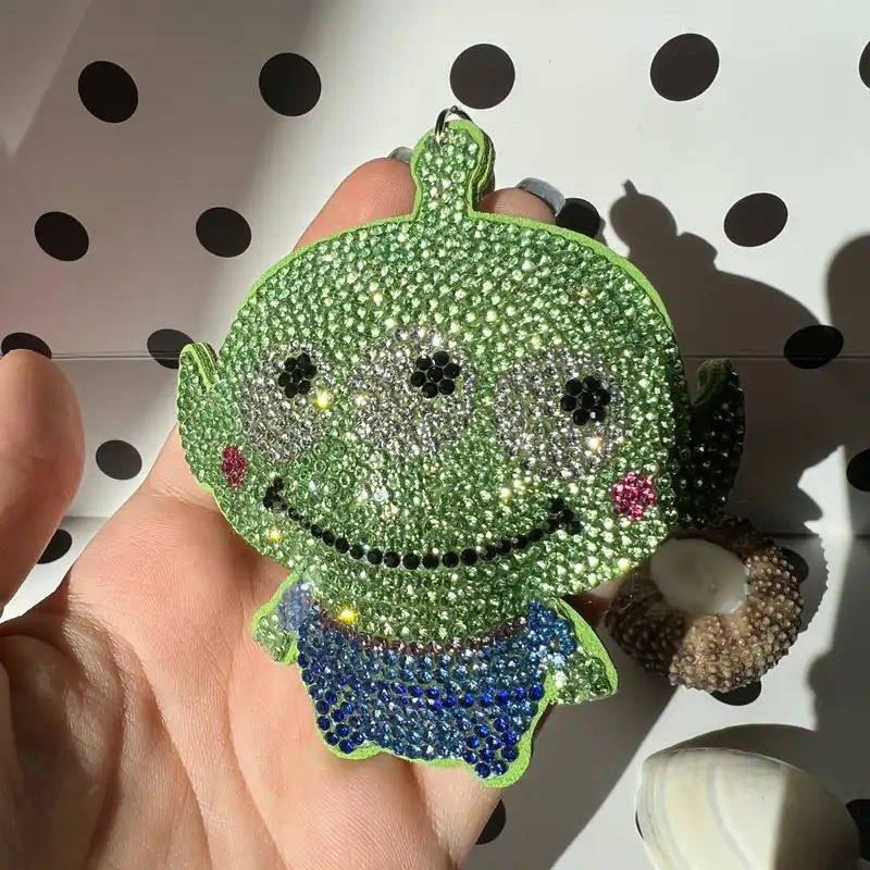 جاکلیدی مدل آدم فضایی