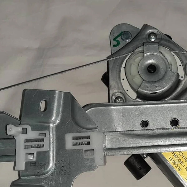 دستگاه شیشه بالابر جلو کد NR90 مناسب برای رنو ال90