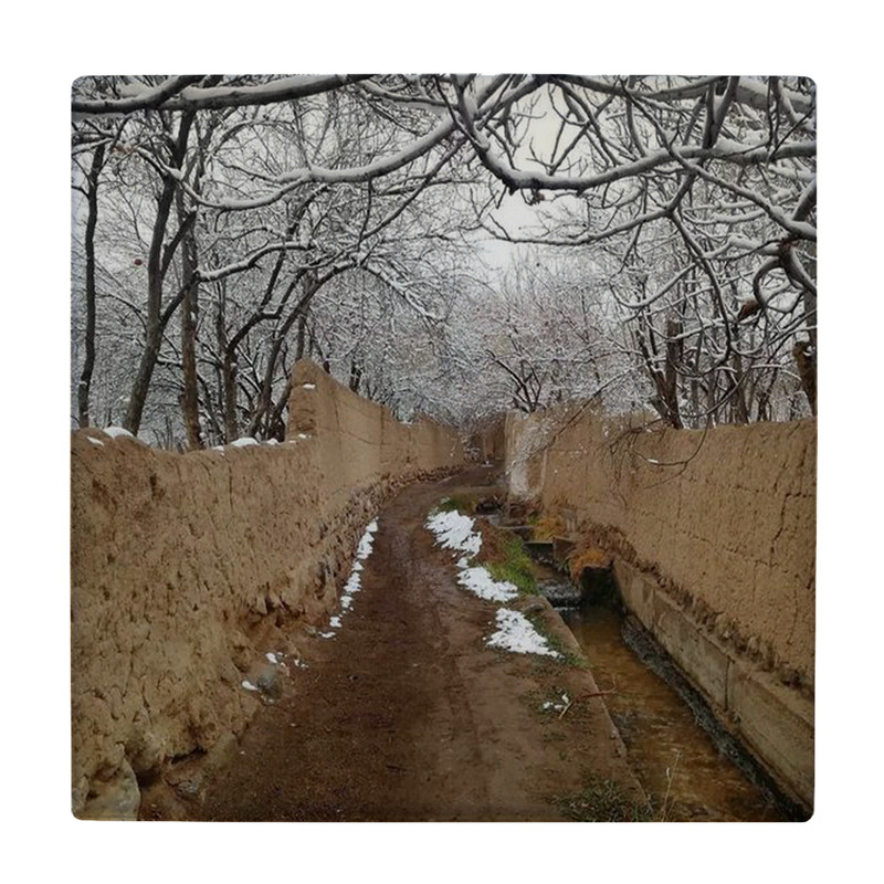  کاشی کارنیلا طرح کوچه باغ ایرانی و برف زمستان مدل لوحی کد klh2275 