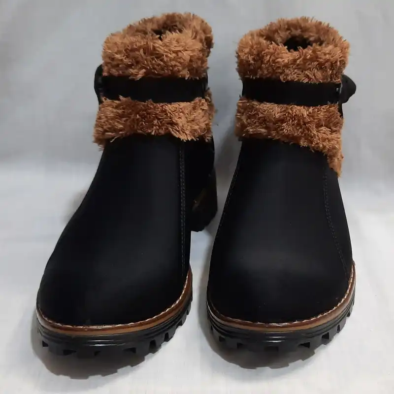 نیم بوت زنانه مدل MOM204