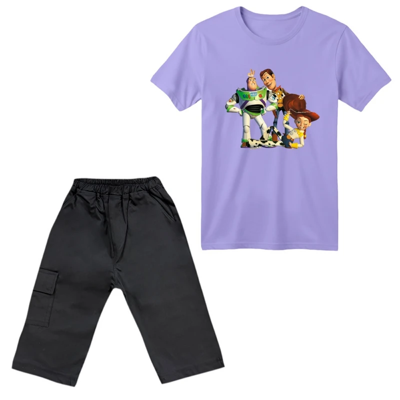 ست تی‌شرت آستین کوتاه و شلوارک پسرانه مدل داستان اسباب بازی کد ۶ رنگ یاسی