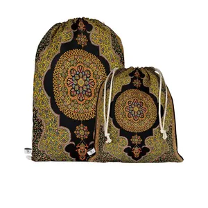 نظم دهنده سفری مدوپد طرح قالی قم ترنج طره‌دار مدل C-Ghom167 بسته 2 عددی