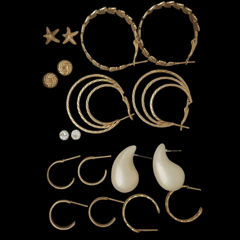 گوشواره زنانه مدل برگ بسته 9 عددی