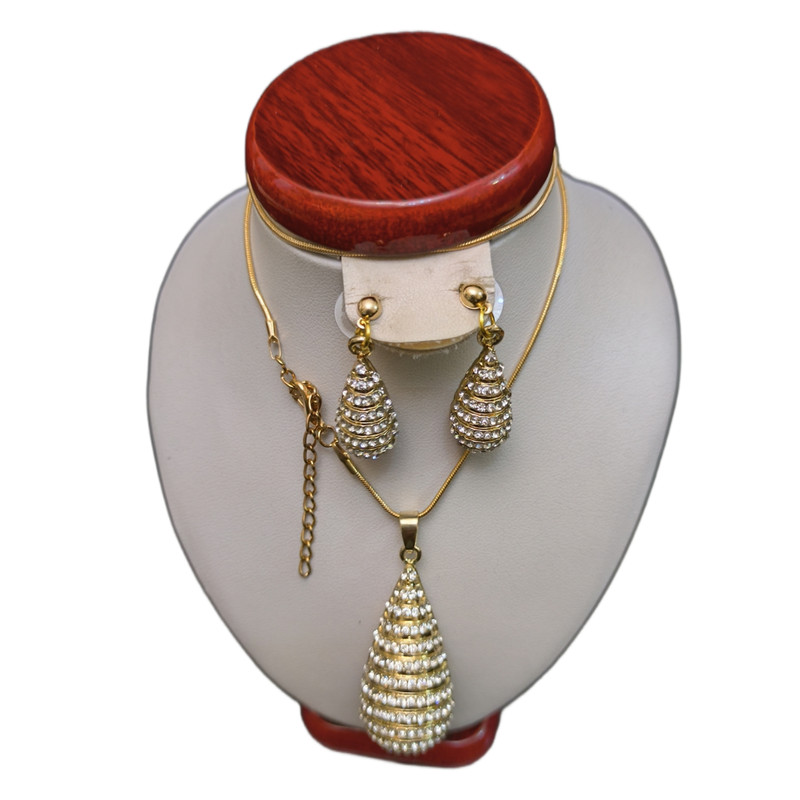 نیم ست زنانه مدل تیتانیوم طرح اشک fashion