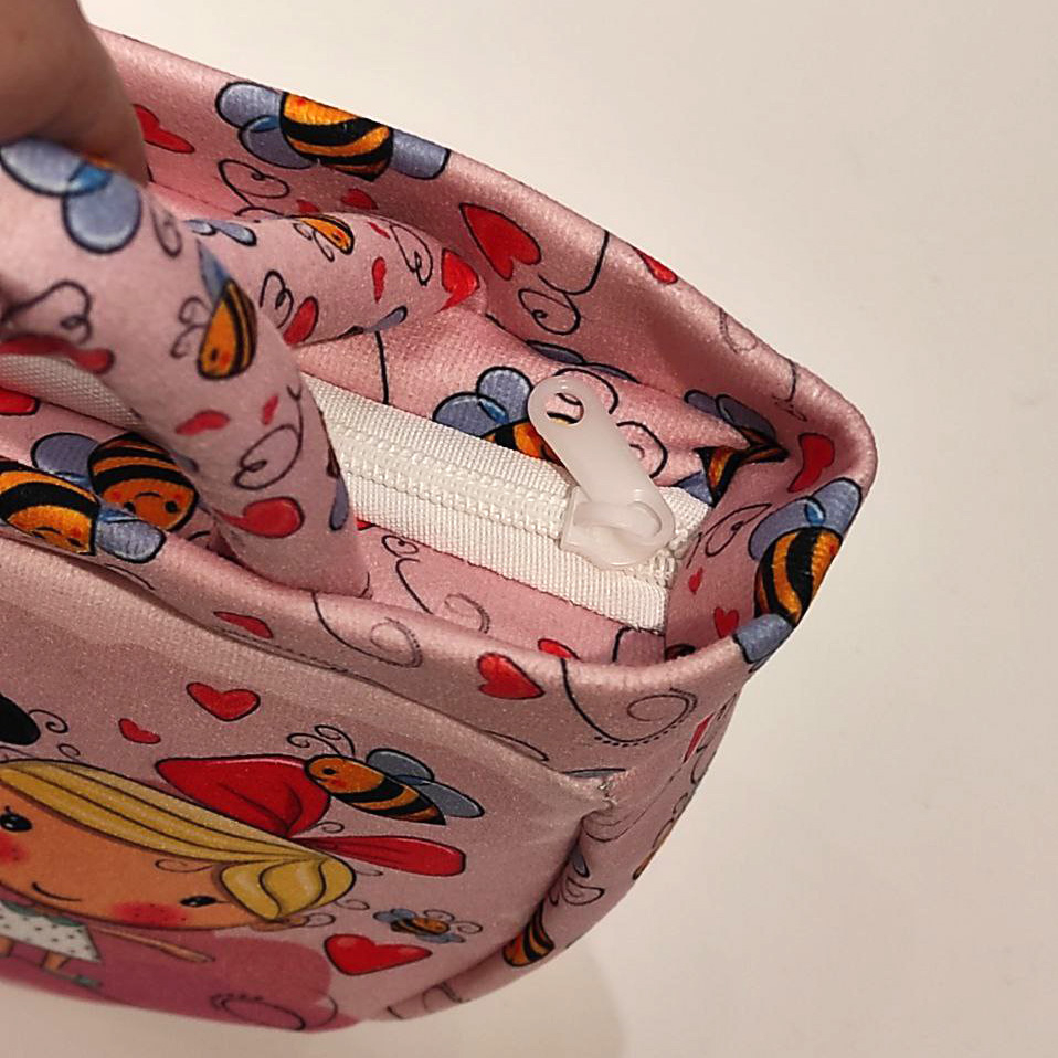 کیف دستی دخترانه مدل دخترهای کارتونی