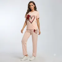 ست تی‌شرت آستین کوتاه و شلوار راحتی زنانه مدل OMGHLBP