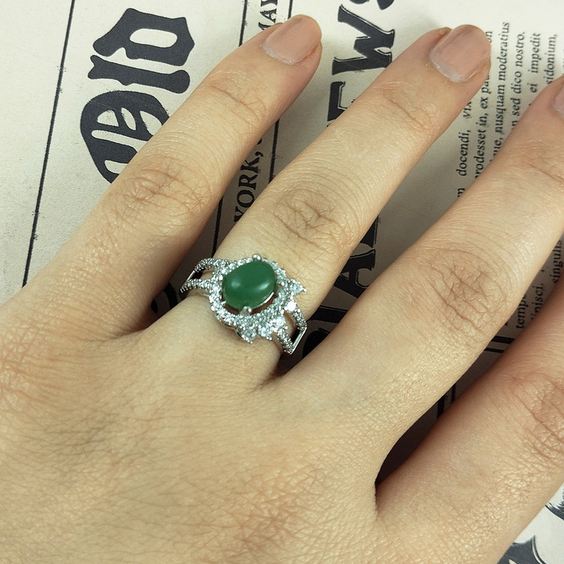 انگشتر نقره زنانه سلین کالا مدل عقیق یشم کد 103 انگشتر نقره زنانه سلین کالا مدل عقیق یشم کد 103