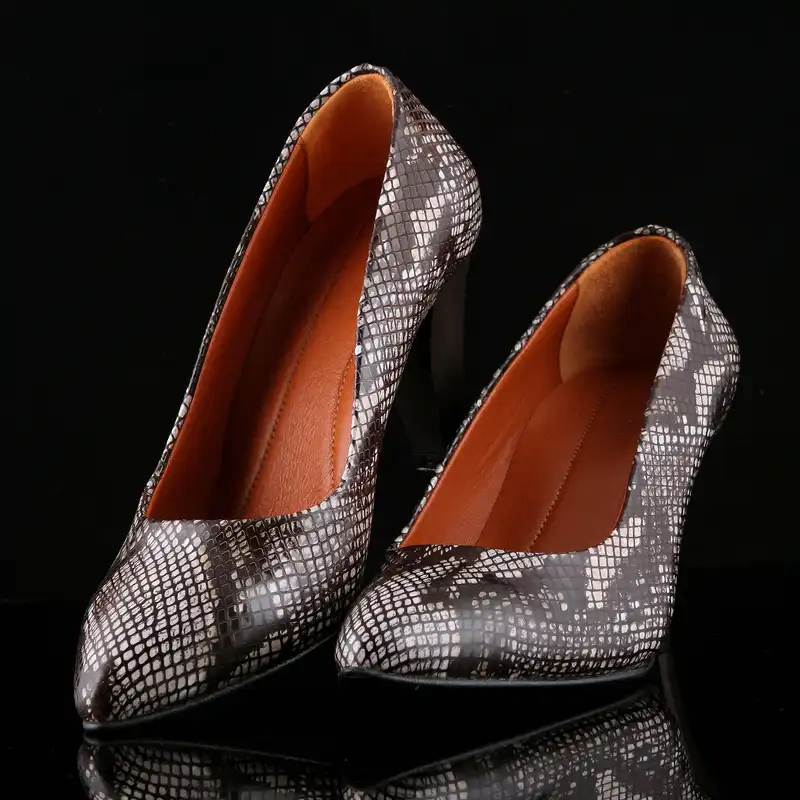 کفش زنانه چرم یلسان مدل  ژاکلین کد ZKL-600-RTL-GHV