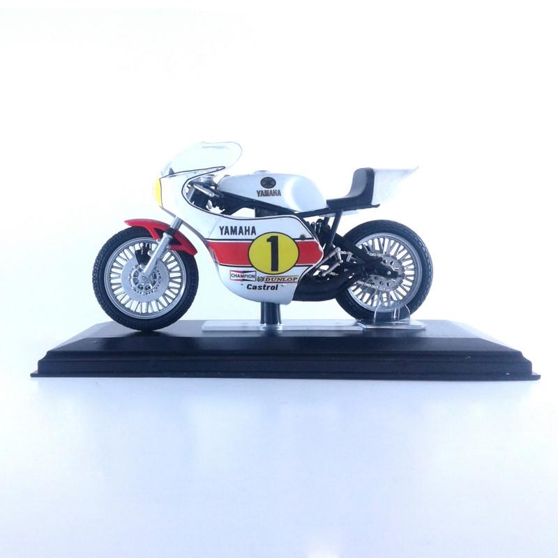 موتور بازی مدل Yamaha YZR World Champion 1975