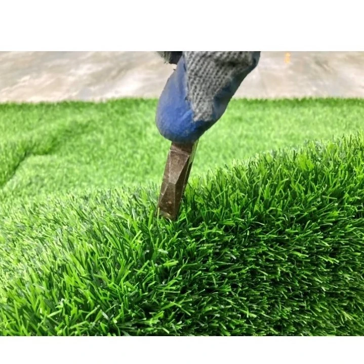 عکس شماره 5 : چمن مصنوعی دنیای چمن طرح آوانا مدل db25 سایز 2x1 متر