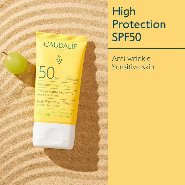 کرم ضد آفتاب بدون رنگ کدلی SPF 50 مدل Vinosun ‌مناسب انواع پوست حجم 50 میلی‌لیتر