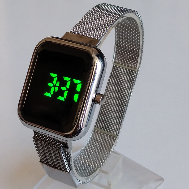 ساعت مچی دیجیتال مدل LED کد 122