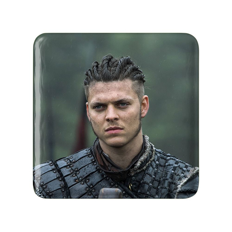 مگنت خندالو مدل آیوار سریال وایکینگ ها Vikings کد 29104