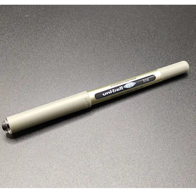 روان نویس یونی بال مدل EYE FINE UB157