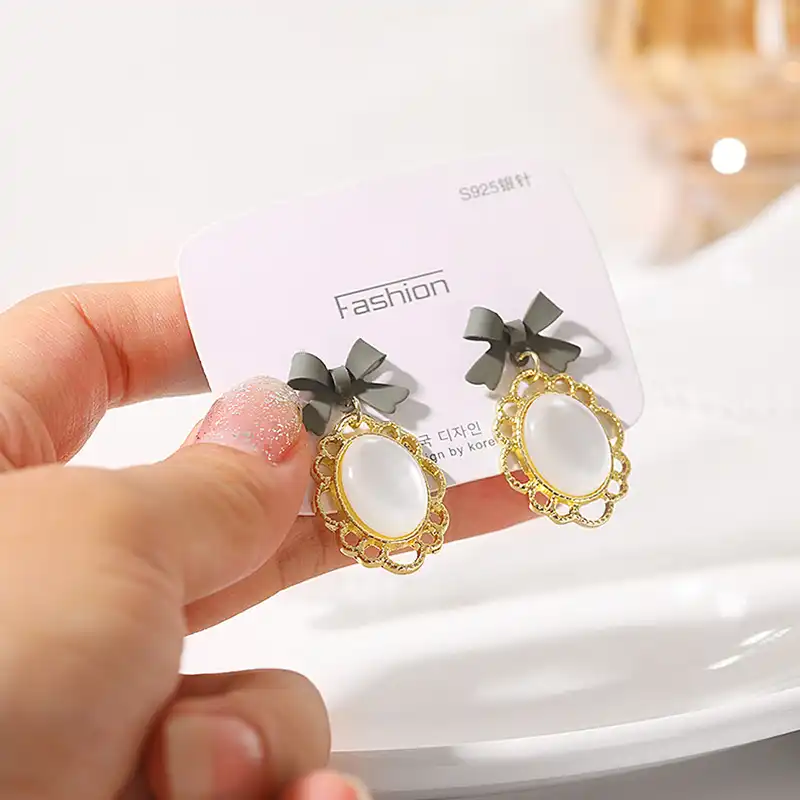 گوشواره زنانه مدل کلاسیک کد 00708