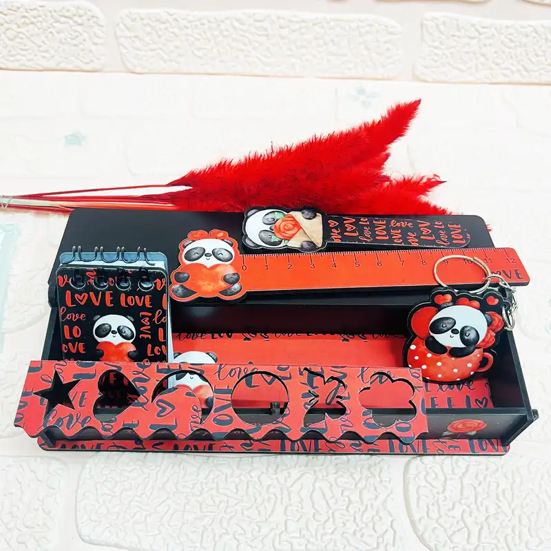 بسته لوازم تحریر مدل پاندا مجموعه 6 عددی