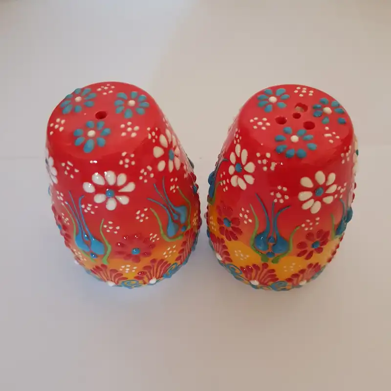 نمکدان میناکاری مدل نقش برجسته کد 2007 بسته 2 عددی