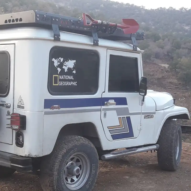 هلدر بیل و تبر تات صنعت مدل A1