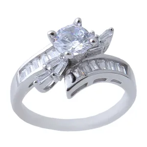 انگشتر نقره زنانه بازرگانی میلادی کد AWR_615