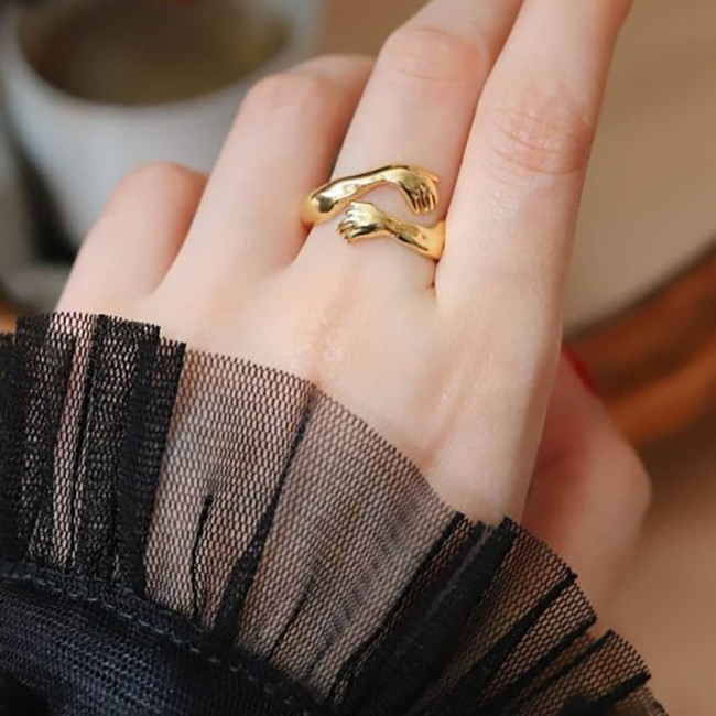 انگشتر زنانه مدل آغوش انگشتر زنانه مدل آغوش