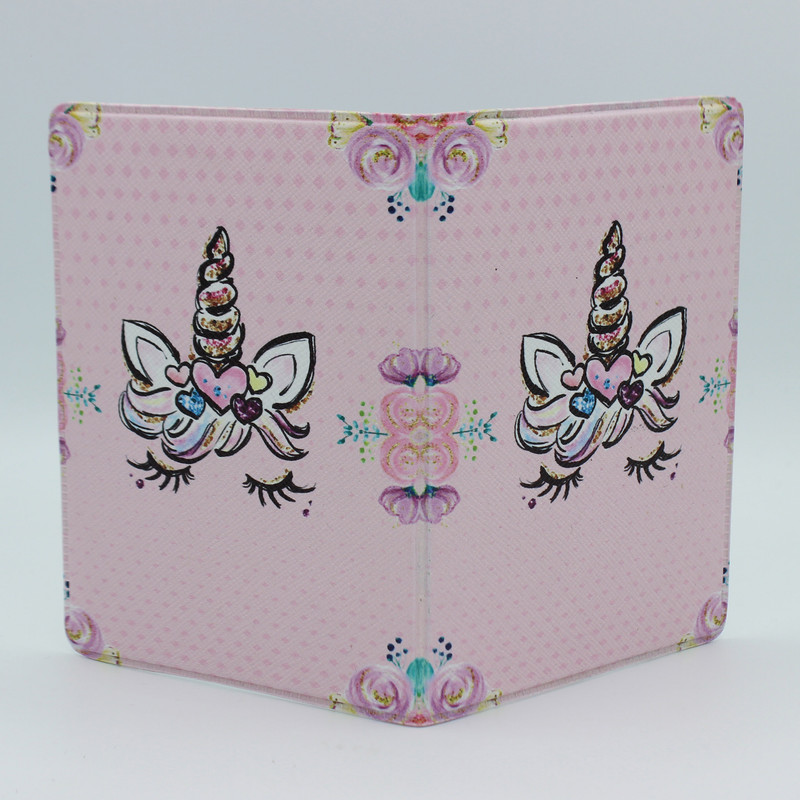 جلد شناسنامه زنانه مدل یونیکورن کد IDM 585