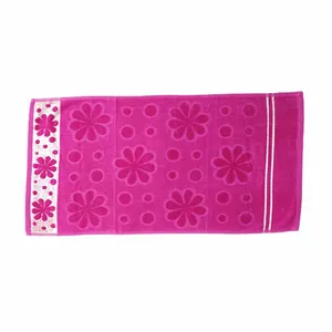 حوله دستی دانیال مدل گلبرگ سایز 76x38 سانتی متر
