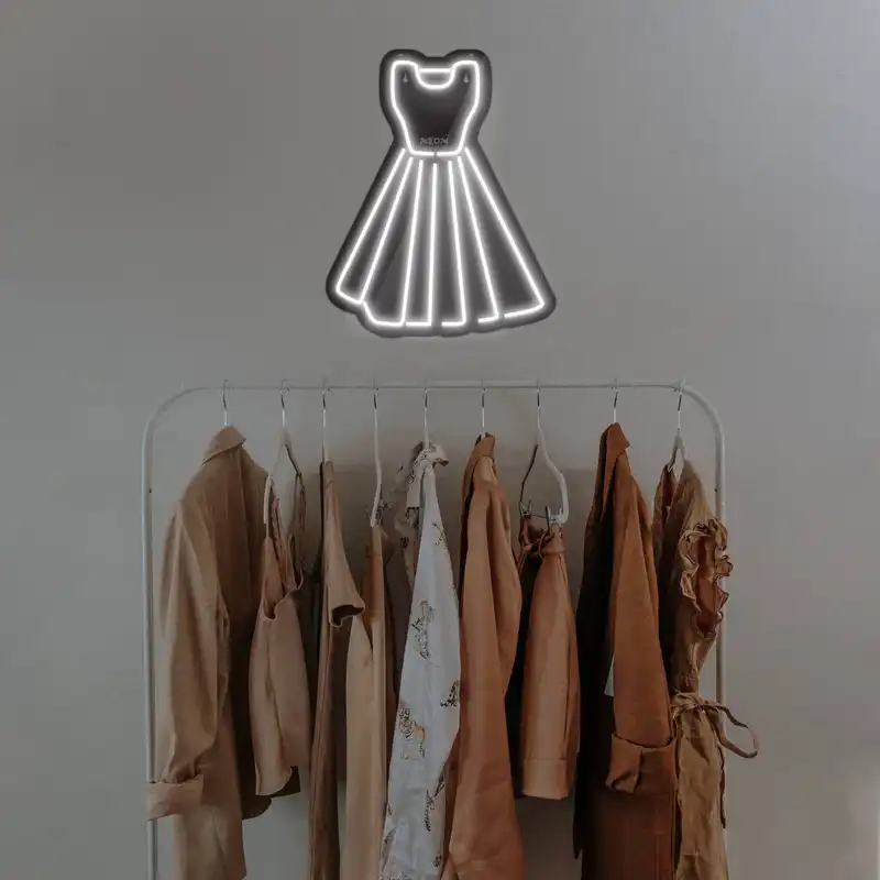 چراغ دیواری نئون دیزاین مدل Women-Clothes-BL_WHT