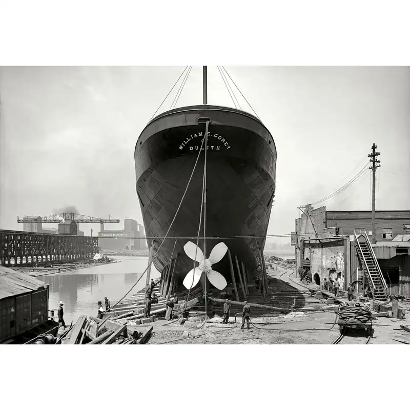 تابلو شاسی مدل عکس سیاه و سفید کشتی و اسکله T7170