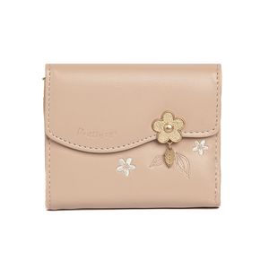 نقد و بررسی کیف پول زنانه پرتیزس مدل PT23-2074 طرح گل و برگ گلدوزی کد 2020082 توسط خریداران