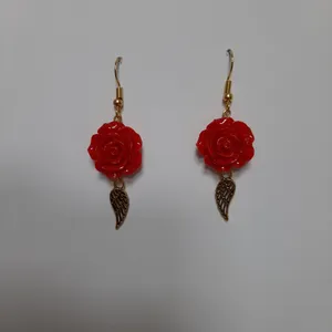 گوشواره دخترانه مدل گل رز