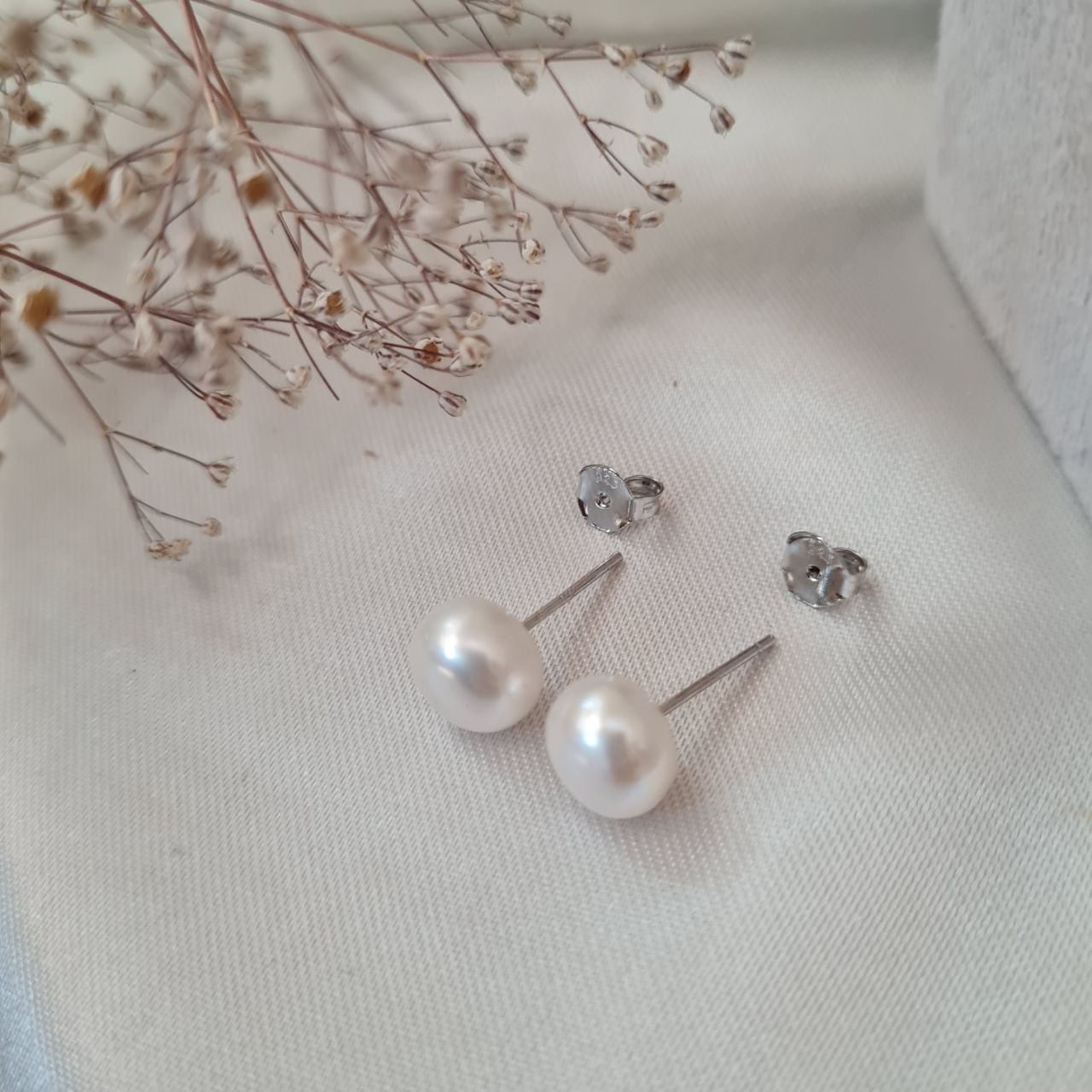 گوشواره زنانه مدل مروارید طبیعی و پرورشی کد GO45P