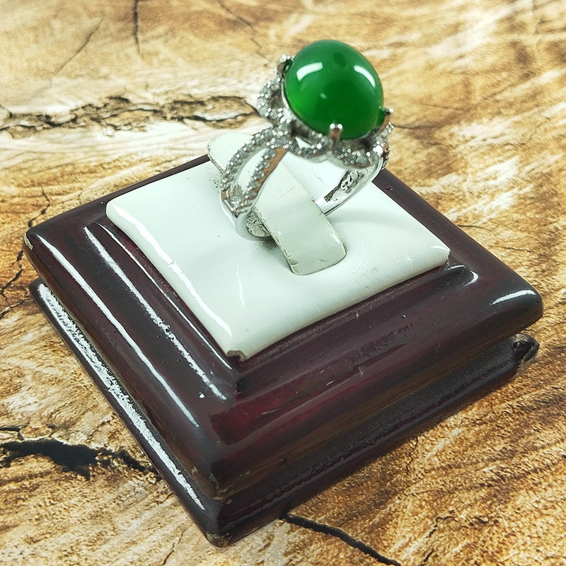 انگشتر نقره زنانه سلین کالا مدل عقیق یشم کد 58