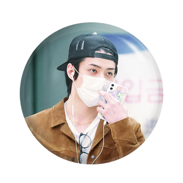 مگنت خندالو مدل سهون گروه اکسو EXO کد 13467