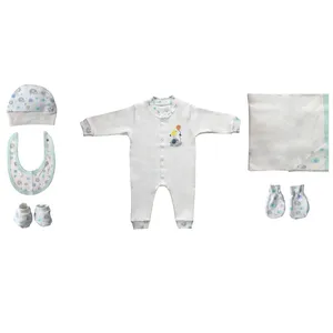 ست 6 تکه لباس نوزادی کد 8170