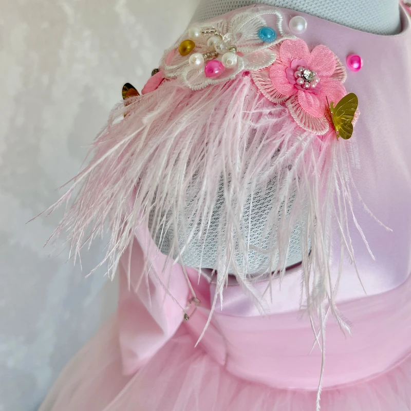 عکس شماره 6 : پیراهن بدون آستین یقه گرد دخترانه مدل پاپیون دنباله دار