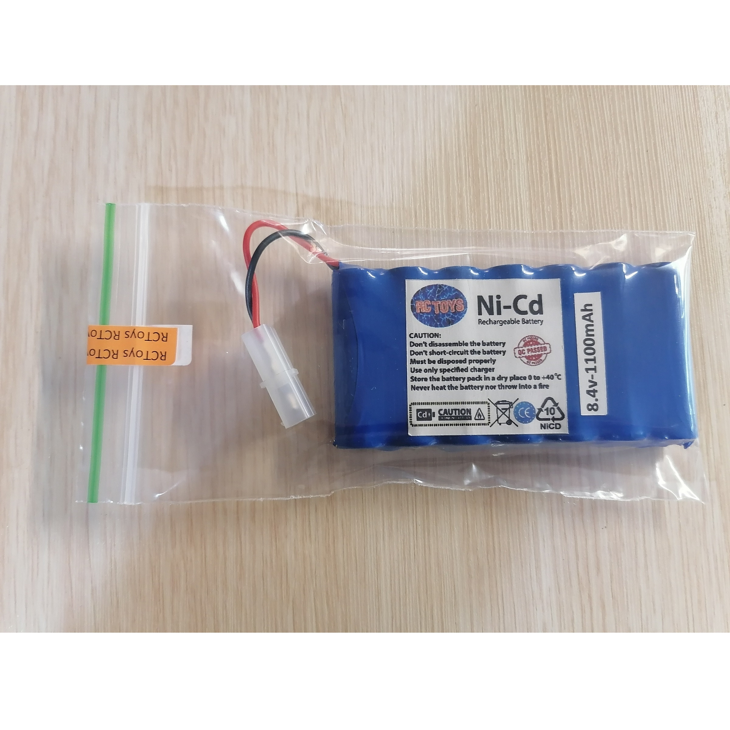باتری ماشین کنترلی مدل RCT-8.4v-1100-SM به همراه سوکت TAMYA دوپین