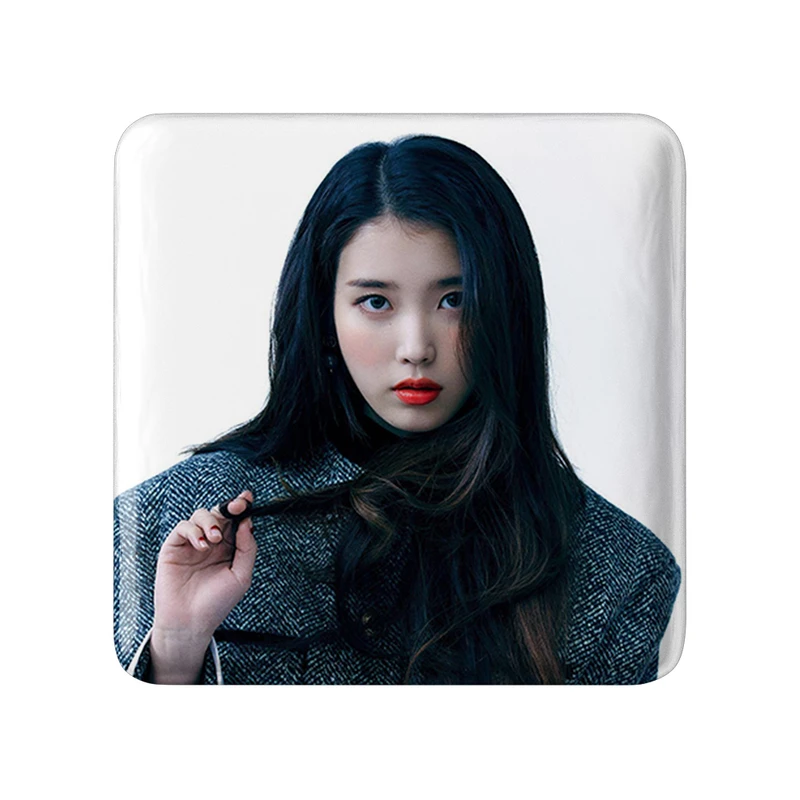 مگنت خندالو طرح آیو IU  مدل مربعی کد 19791