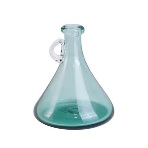 بطری شیشه ای مدل موزه ای طرح مخروطی