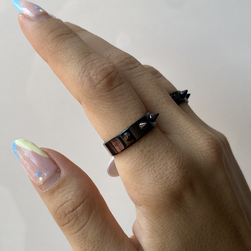 انگشتر زنانه مدل تیغ تیغی انگشتر زنانه مدل تیغ تیغی