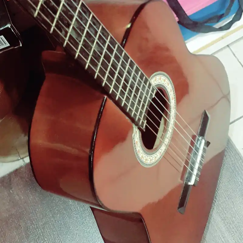 گیتار مدل c80pro