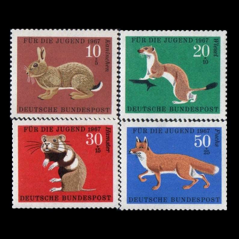 تمبر یادگاری مدل خارجی مجموعه 4 عددی