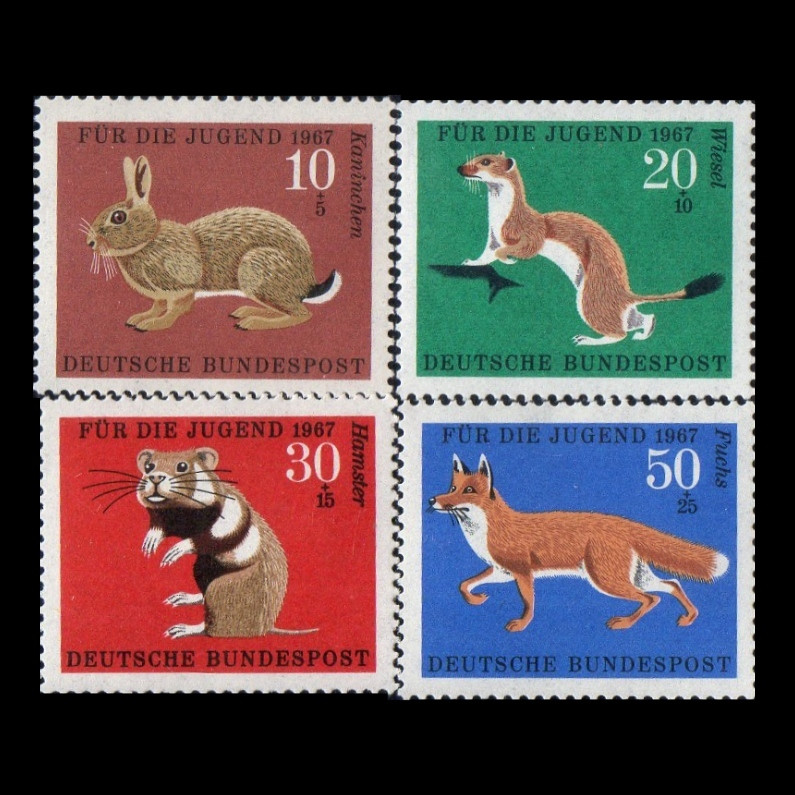 تمبر یادگاری مدل خارجی مجموعه 4 عددی
