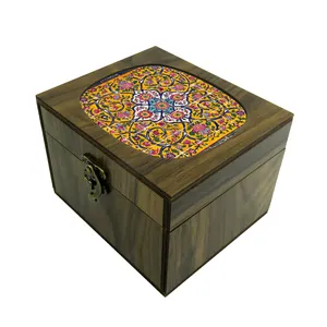 جعبه هدیه طرح کاشی کاری سنتی کد 5604248