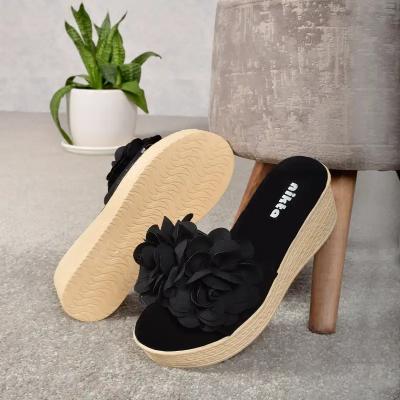 صندل زنانه نیکتا مدل گلدار کد B.K.2.3.1.7