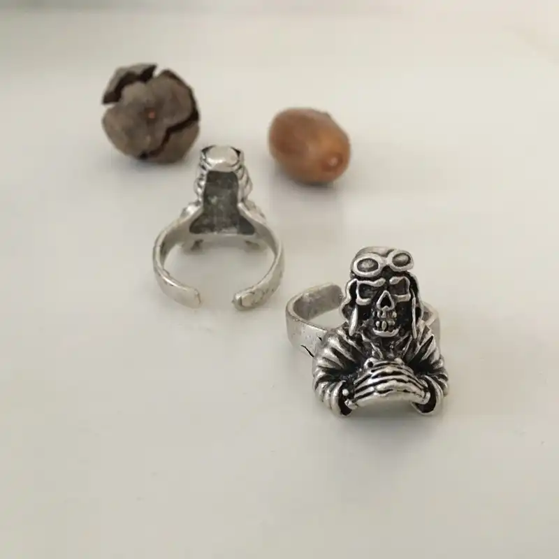 انگشتر مدل جمجمه کد a246