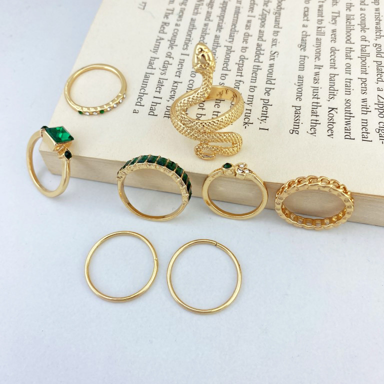 انگشتر زنانه مدل مار کد R4176 مجموعه 8 عددی